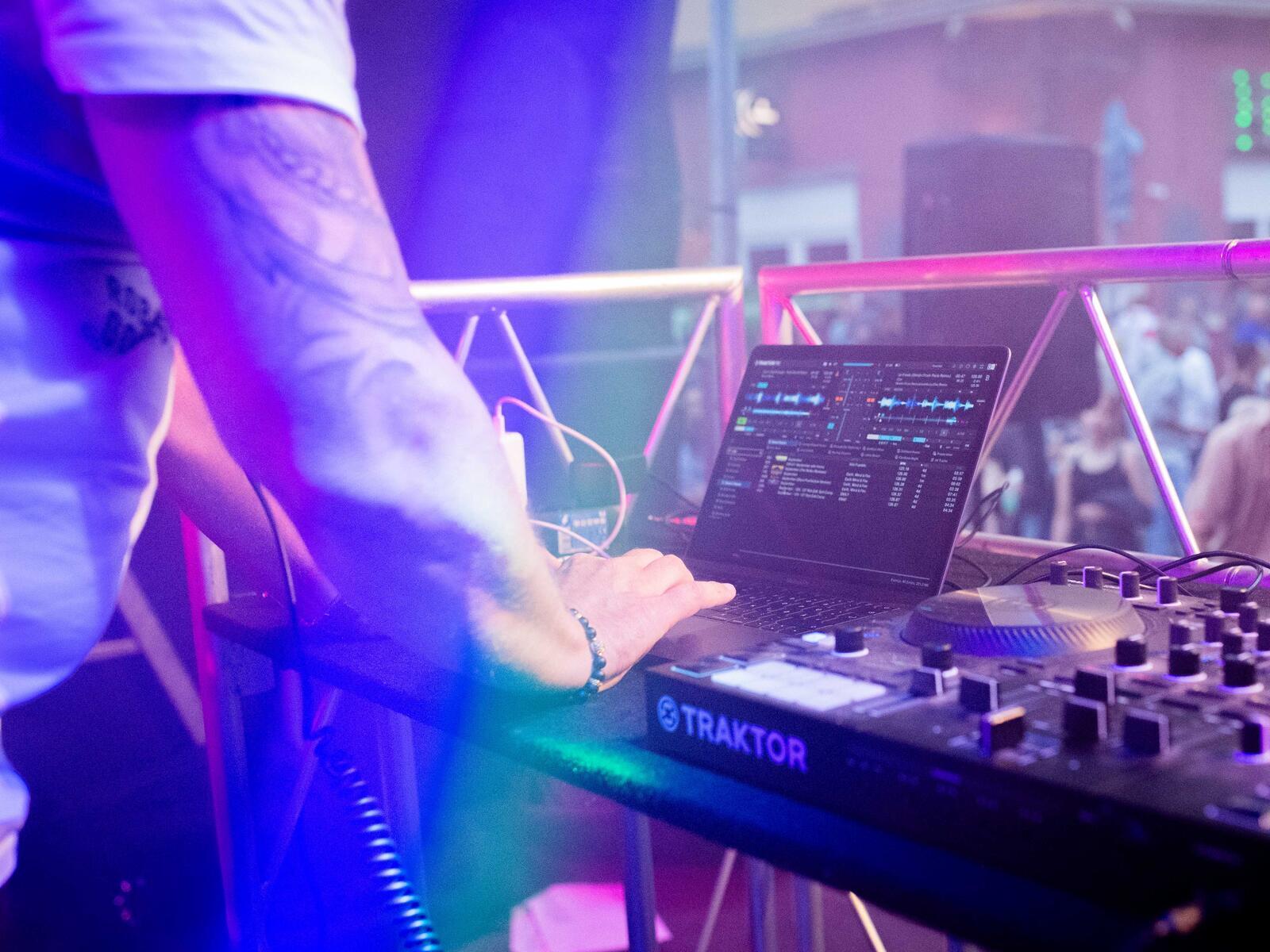 Straßenfest in der Alten Bürger startet am Freitagabend mit einem musikalischen ...