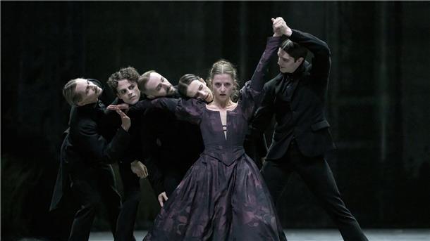 Berliner Staatsballett tanzt „Bovary“ Szeen aus dem Tanzstück „Bovary“ nach dem Roman von Gustave Flaubert an der Deutschen Oper Berlin.