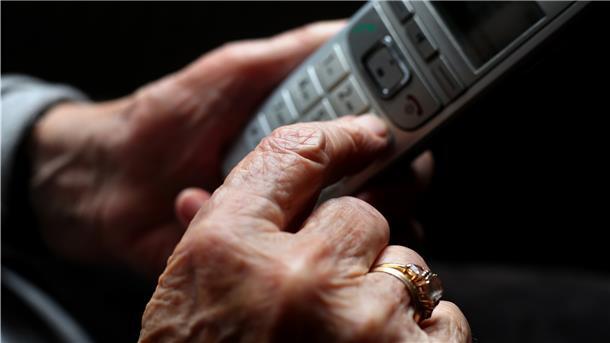Tausend Mal probiert, tausend Mal ist nichts passiert: Die Telefonnummer der niedersächsischen Impf-Hotline war andauernd besetzt.