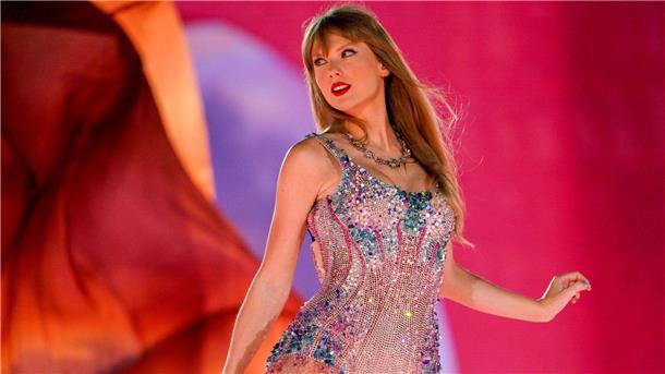 Taylor Swift während des ersten ihrer drei ausverkauften Konzerte in Tampa im Rahmen ihrer „The Eras Tour“.