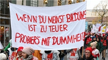 Teilnehmer des Bildungsstreiktages in Karlsruhe.