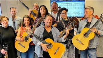 Teilnehmer Flamencolehrgang mit dem Dozenten Tim Schikoré