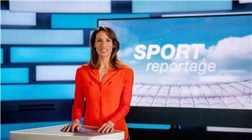 Tennissspielerin Andrea Petkovic hat am Sonntag (1.12.) ihren ersten Auftritt als ZDF-Moderatorin in der Sendung SPORTreportage.