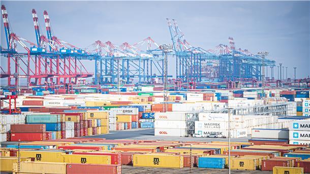 Container-Terminal in Bremerhaven