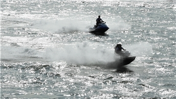 Themenfoto: Jetski-Fahrer