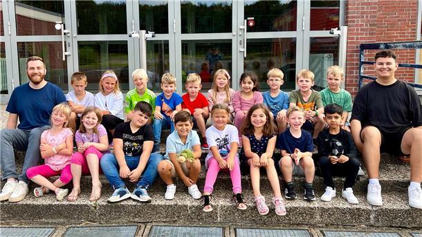 Mit Fotos von allen ersten Klassen: Diese Kinder wurden in Nordenham eingeschult Klassenfoto