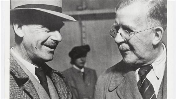 Autor und Aktivist - 150 Jahre Thomas Mann Thomas Mann begrüßte seinen Bruder Heinrich in New York. Er kam aus dem besetzten Frankreich. (Archivbild)