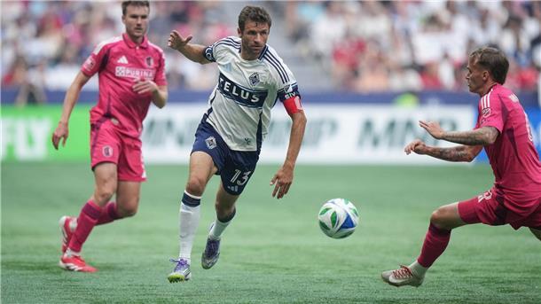 Müller trifft bei Startelf-Debüt spät zum Vancouver-Sieg Thomas Müller entschied in der Nachspielzeit die Partie für die Vancouver Whitecaps.