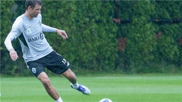 Radio Müller auf Englisch?: „Da muss ich besser werden“ Thomas Müller funkt jetzt vermehrt auf Englisch.