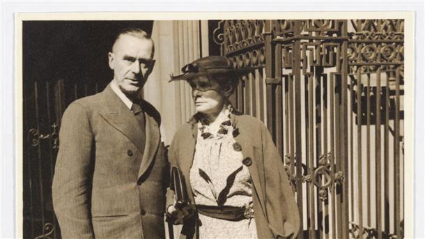 Autor und Aktivist - 150 Jahre Thomas Mann Thomas und Katja Mann in New York. (Archivbild)