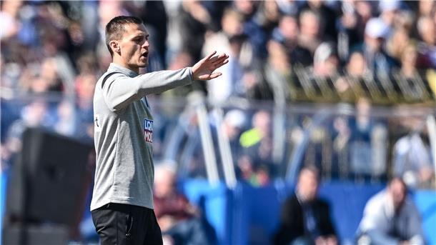 Ulm trennt sich von Aufstiegstrainer Wörle Thomas Wörle ist wohl nicht mehr Trainer des SSV Ulm.