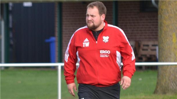 Thore Wülpern  bleibt Trainer des FC Ummel.