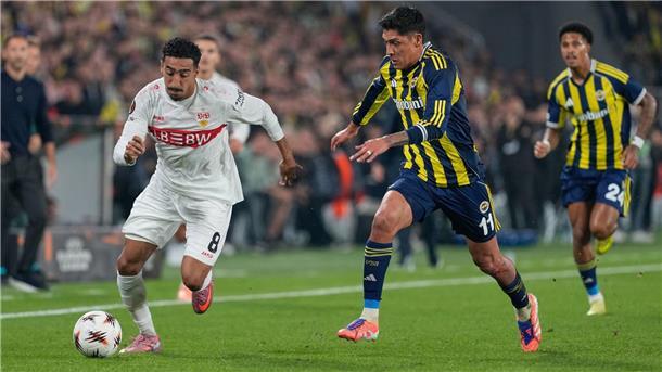 Dauerpfiffe für VfB-Profis: Stuttgart verliert in Istanbul Tiago Tomas (links) und der VfB taten sich in Istanbul lange schwer