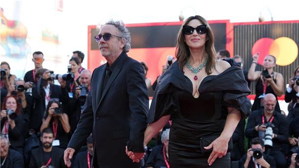 Tim Burton und Monica Bellucci bei den Filmfestspielen in Venedig. (Archivbild)