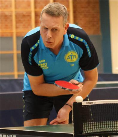 Tim Odrian spielt Tischtennis beim AT Rodenkirchen