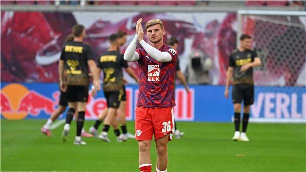 Timo Werner (RB Leipzig) stand erstmals wieder im RB-Kader und wurde von den Fans mit Sprechchören gefeiert. 