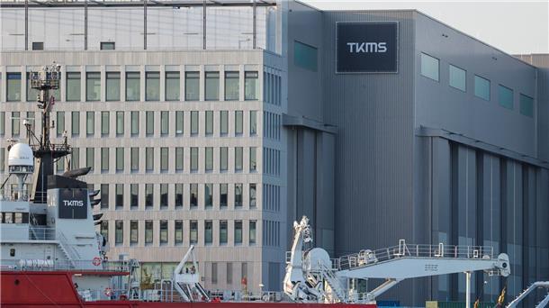 TKMS wird eigenständig und geht an die Börse. hyssenkrupp behält allerdings mit 51 Prozent die Mehrheit an Deutschlands größtem Marineschiffbauer.