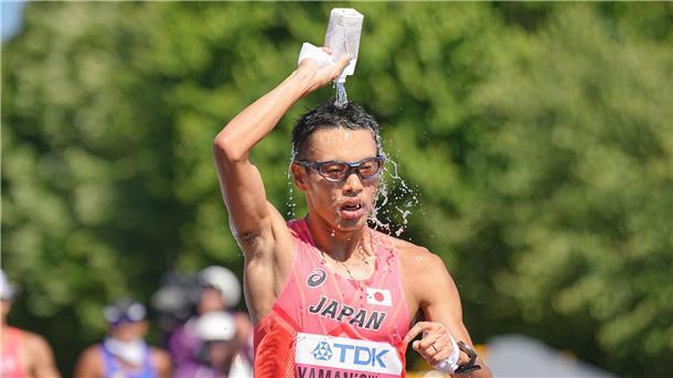Japaner Yamanishi geht Weltrekord über 20 Kilometer Toshikazu Yamanishi hat den Weltrekord im Straßengehen über die 20 Kilometer geknackt.