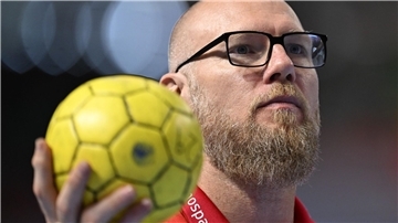 Trainer Ales Pajovic und die SG Flensburg-Handewitt hatten die TSV Hannover-Burgdorf zu Gast.