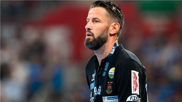 Trainer Bennet Wiegert und der SC Magdeburg treten in Flensburg an.
