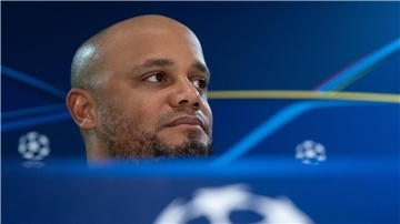 Trainer Vincent Kompany spielte einst als 17-Jähriger im Celtic Park.