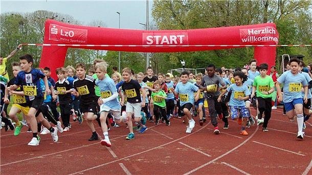 Kinder starten beim zweiten Nordenhamer Umweltlauf. Demnächst steht die dritte Auflage der Laufveranstaltung an.