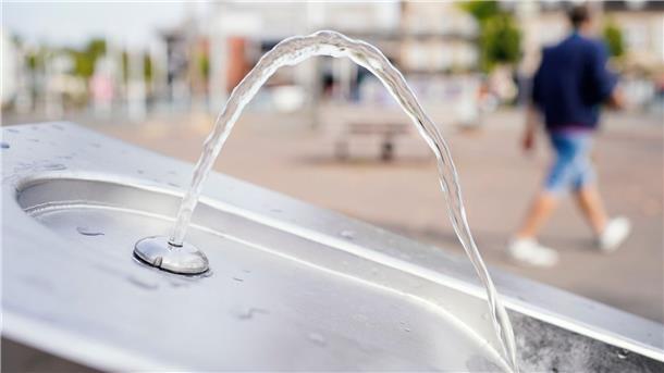 Städte im Hitze-Check: Heißes Mannheim, kühles Hattingen Trinkwasserbrunnen wie hier in Mannheim machen die Hitze erträglicher.