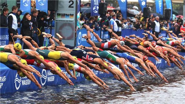 Deutsche Triathleten holen WM-Bronze in der Staffel Tritahlton in Hamburg.