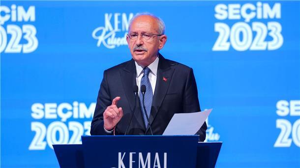 Rechtsaußenpartei stellt sich hinter Erdogan-Herausforderer Tritt in der Stichwahl gegen Recep Tayyip Erdogan an: Kemal Kilicdaroglu.