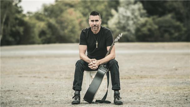 Sänger und Gitarrist Troy Petty 