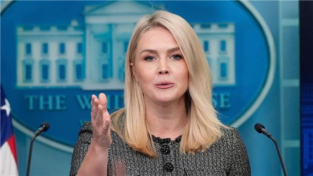 Chinas Wirtschaft unerwartet stark - Zölle trüben Ausblick Trumps Sprecherin Karoline Leavitt sagte, der Ball liege im Handelsstreit nun in China. (Archivbild)