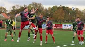 TSV Abbehausen gegen FC Hude in der Fußball-Bezirksliga