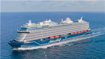 Ein Kreuzfahrtschiff. Tui Cruises hat bei Fincantieri zwei neue Kreuzfahrtschiffe in Auftrag gegeben. Die Neubauten sollen 2031 und 2032 ausgeliefert werden und erweitern die „Mein Schiff“-Flotte auf elf Einheiten.