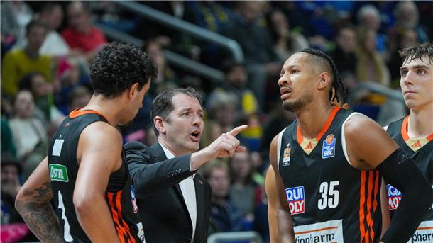 Ulmer Basketballer glänzen gegen Baskonia offensiv Ty Harrelson fuhr mit Ulm den fünften Sieg in Serie ein.