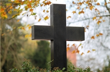 Über die Höhe der künftigen Friedhofsgebühren wird der Zevener Samtgemeinderat am kommenden Dienstag entscheiden.