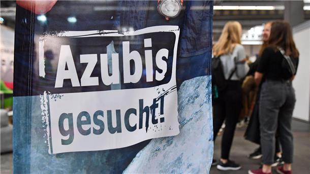 Welcher Beruf passt zu mir? „Gnarrenburger Forum“ gründet sich am 11. Februar Um Schülerinnen und Schüler gezielter auf den Berufseinstieg und die Arbeitswelt vorzubereiten, möchte die Oste-Hamme-Schule in Gnarrenburg eine Möglichkeit bieten, neue Wege in der Berufsorientierung zu eröffnen.