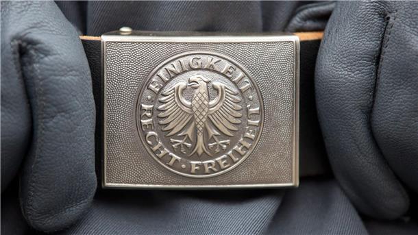 Wehrbeauftragte Högl: Pflicht beim Wehrdienst unausweichlich „Umfragen zeigen, dass eine deutliche Mehrheit der Deutschen für die Rückkehr der Wehrpflicht ist.“