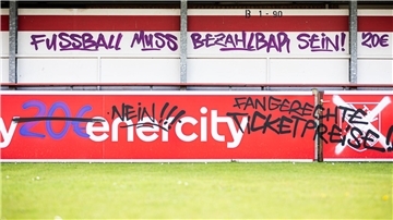 Unbekannte sind in das Stadion des TSV Havelse eingebrochen.
