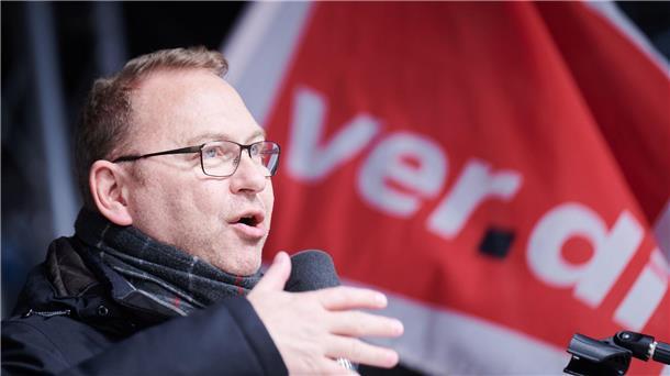 Verdi-Chef droht mit Streiks in anderer Dimension „Und vielleicht gibt’s keine Knöllchen, wenn die Angestellten der Ordnungsämter in den Ausstand treten“: Frank Werneke.