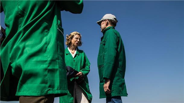 UN warnt vor immer schnellerer Erderwärmung UNEP-Chefin Inger Andersen: „Die Menschheit bricht alle falschen Rekorde.“