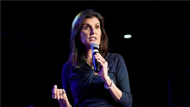 Unmittelbar nach ihrem Ausstieg hatte Haley demonstrativ darauf verzichtet, Trump ihre Unterstützung auszusprechen.