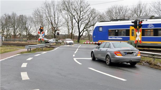 Unter anderem am Bahnübergang Hohewurthstraße sollen in Loxstedt Lärmschutzwände entstehen.