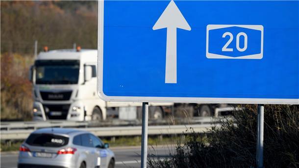 Unter Moderation der Journalistin Susanne Landwehr wurde bei der Online-Diskussionsrunde deutlich, dass die Argumente für und gegen die A 20 vielfältig sind.