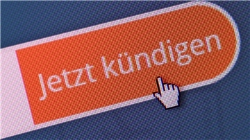 Unternehmen, bei denen man online Verträge abschließen kann, müssen seit Juli 2022 einen Button zum einfachen Kündigen anbieten.