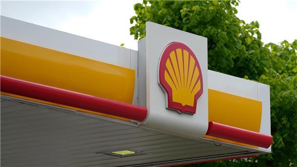 Bericht: Britische Öl- und Gaskonzerne sollen mehr abgeben Unternehmen wie Shell und BP gelten als Krisengewinner - von ihren Milliardeneinnahmen will nun auch die britische Regierung profitieren.