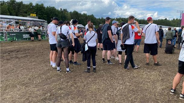 Hurricane-Liveticker: Ein Wahnsinns-Festival geht zu Ende Unterstützung für die deutsche Fußballmannschaft.