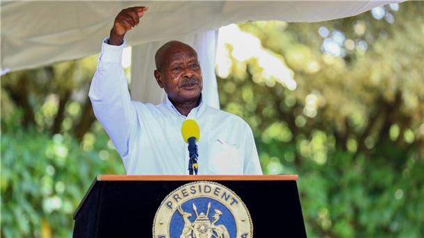 Ugandas Präsident lässt „Anti-LGBT-Gesetz“ überarbeiten Unterzeichnet der ugandische Präsident Yoweri Museveni das „Anti-LGBT-Gesetz“, wonach bei homosexuellen Handlungen die Todesstrafe drohen könnte?