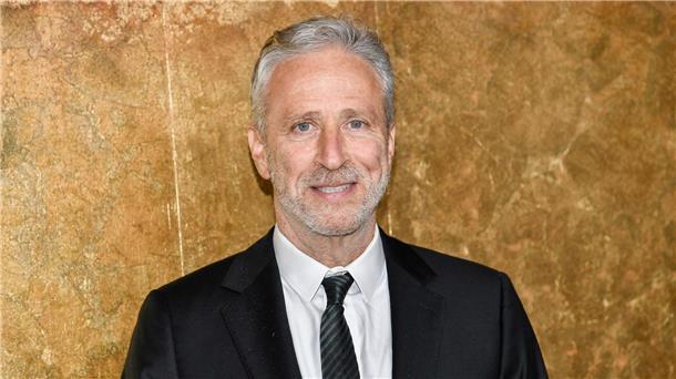 US-Comedian Jon Stewart kehrt zur „Daily Show“ zurück US-Comedian Jon Stewart moderierte die „Daily Show“ 16 Jahre lang und machte die Sendung zum Erfolg. Nun kehrt er zurück.