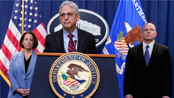 Pentagon-Leck: 21-Jährigem droht lange Haftstrafe US-Justizminister Merrick Garland.