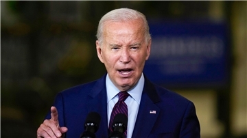 US-Präsident Joe Biden hält eine Rede.